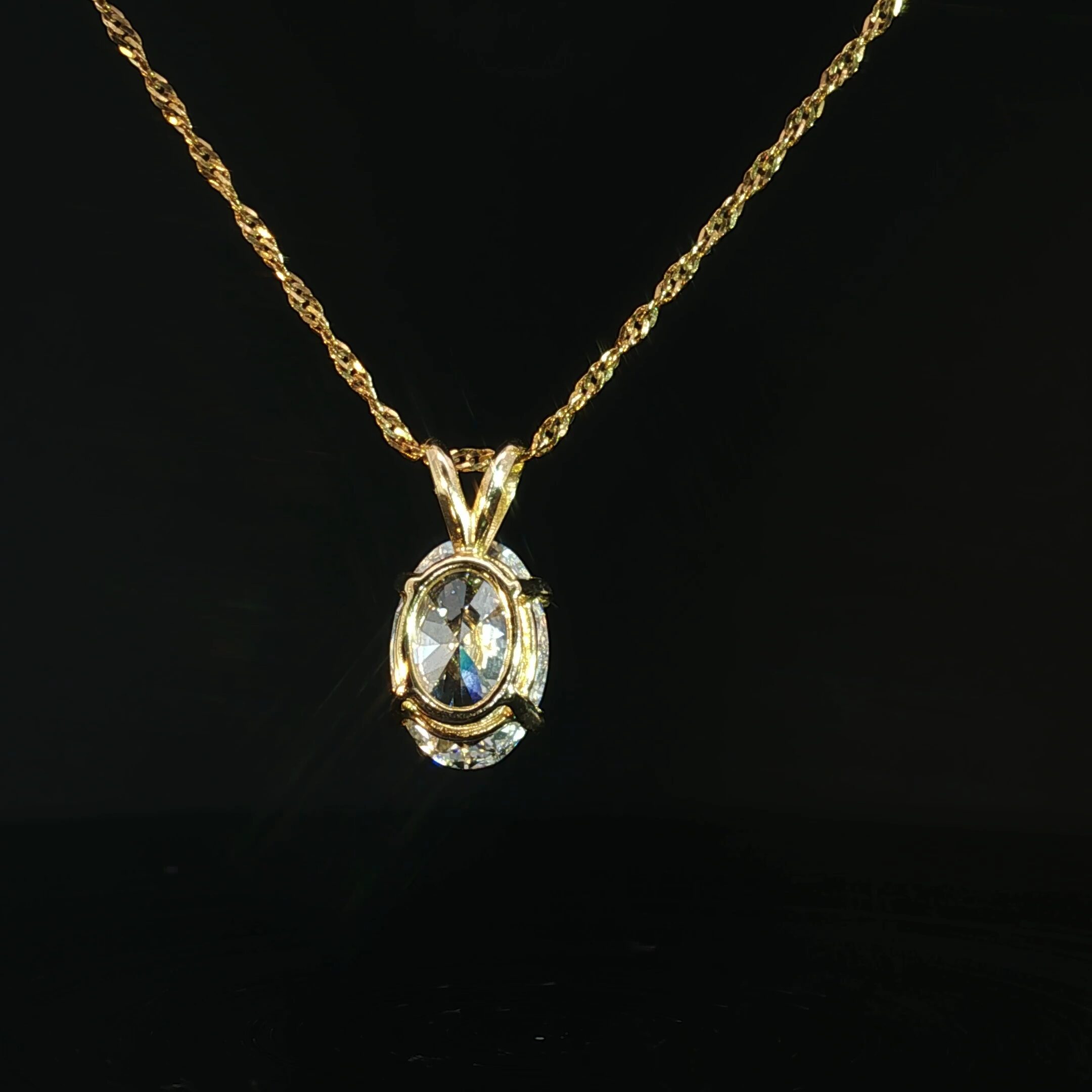 14K Oval Diamond Pendant - Image 3
