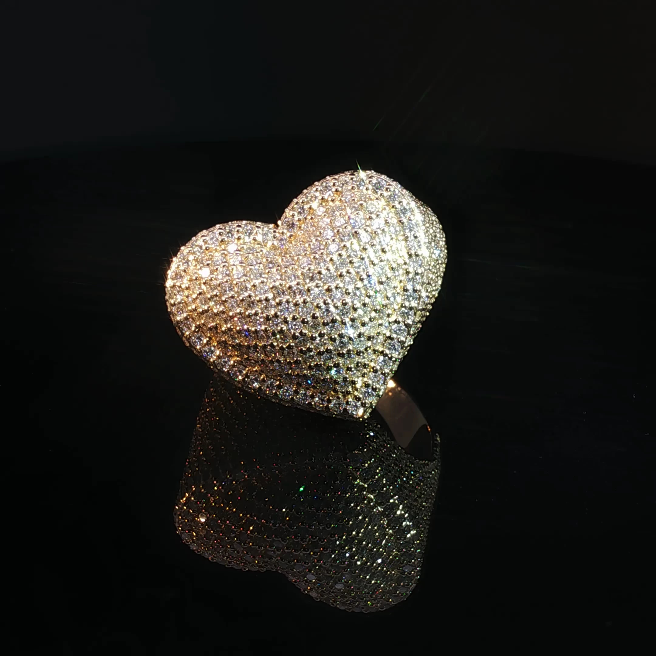 10K Gold Mens Heart Pinky Ring with 5.11CT Diamonds - Image 4